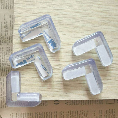 BIGMK.PH 4pcs 4cm*4cm 4 PCS High Quality Baby / Kids Safety Edge Corner Table Protection Protector Thick Transparent Right Angle Table Corner Anti Collision 3M Adhesive Guard Cover Child SiliconThick Soft Home Safety Lock Cushions Desk Children Play